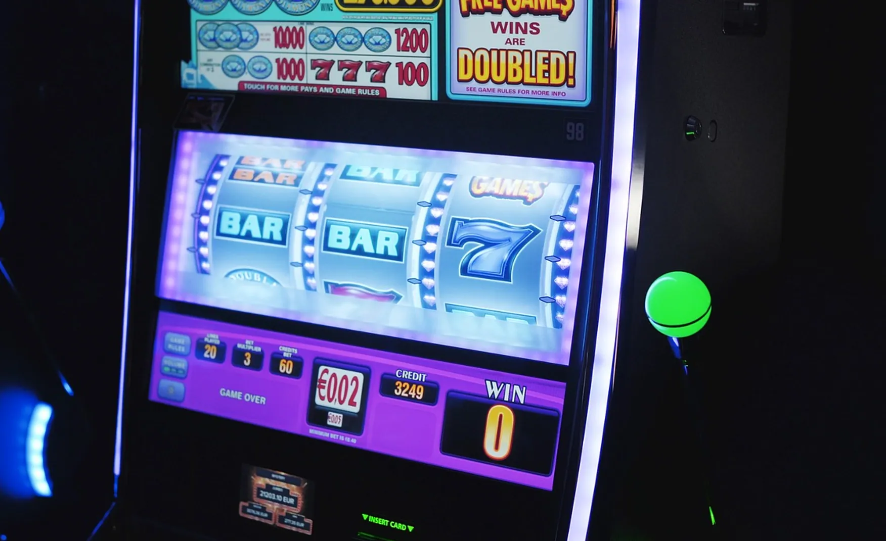 Slots, slot and slot machine